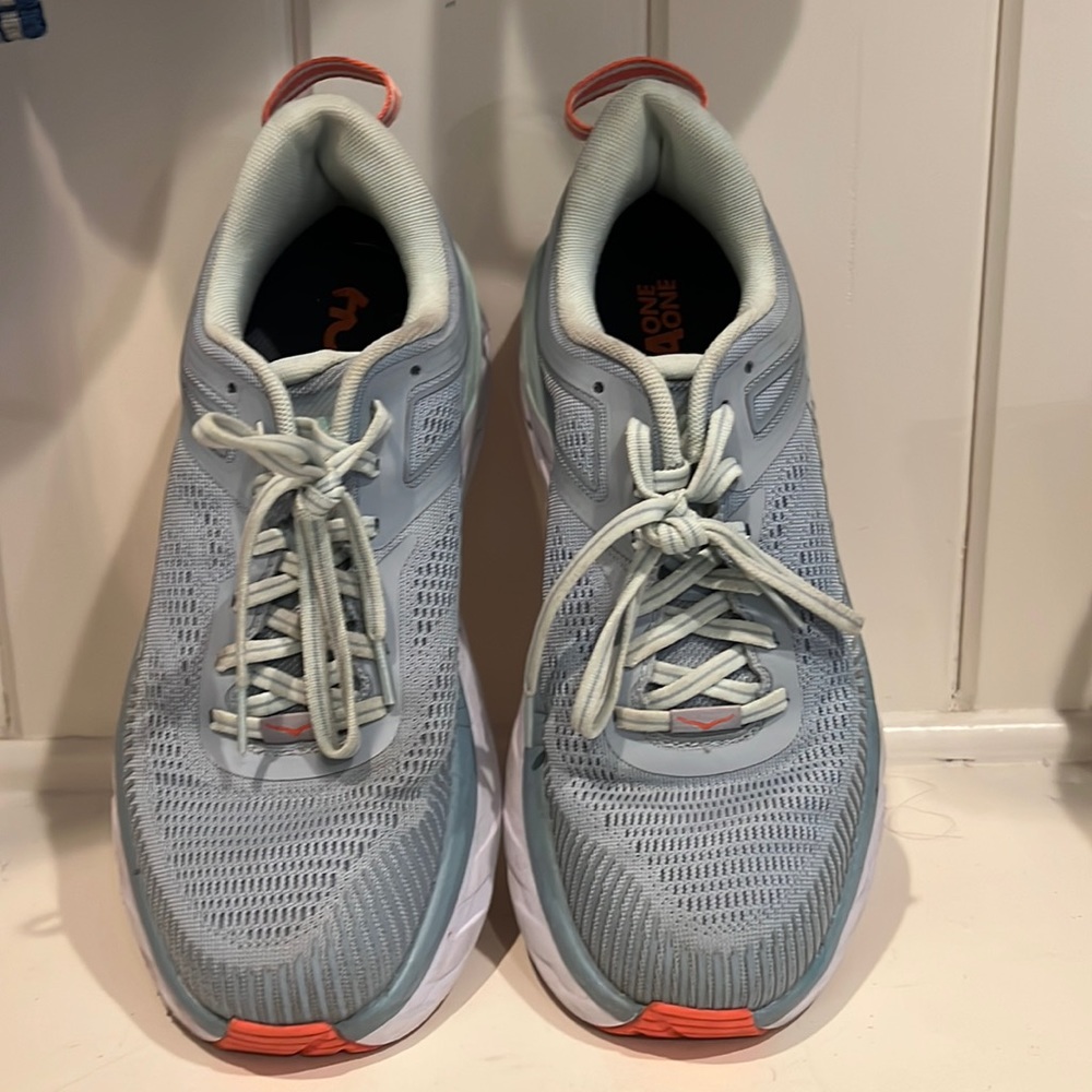 Womens Hoka One One tennis shoes